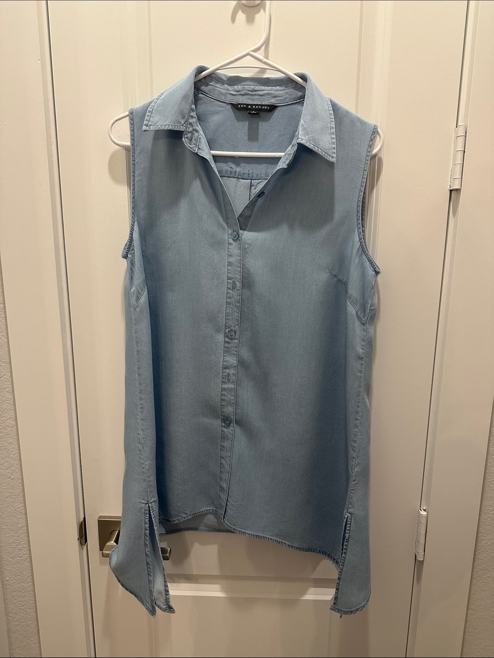 Zac & Rachel Light Blue Sleeveless Button Front Tunic